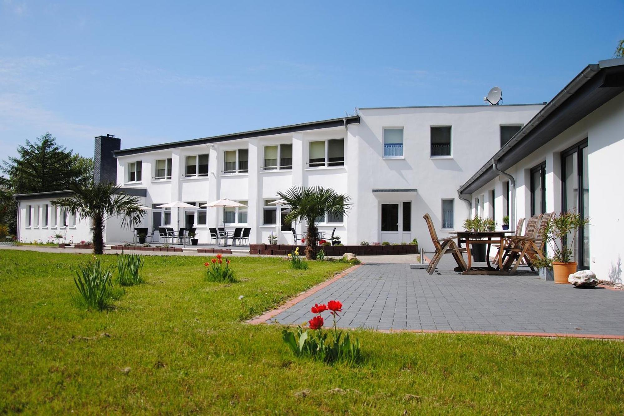 Appartementanlage-Ferienwohnungen Weisse Moewe Sassnitz Zewnętrze zdjęcie